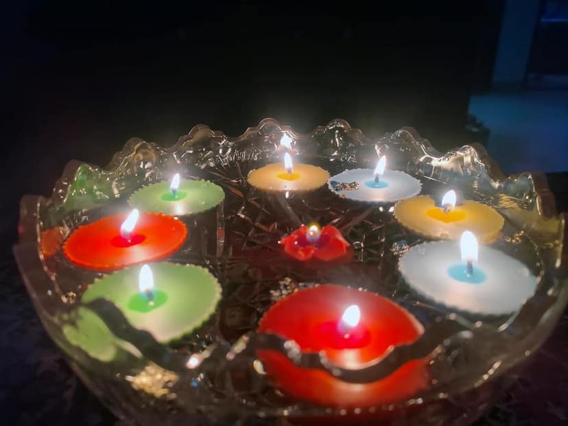 Floating SOYA Wax Candle Set of 8, Red-Green-Blue-Yellow, Organic, Fragrant, Diwali Candles view 2