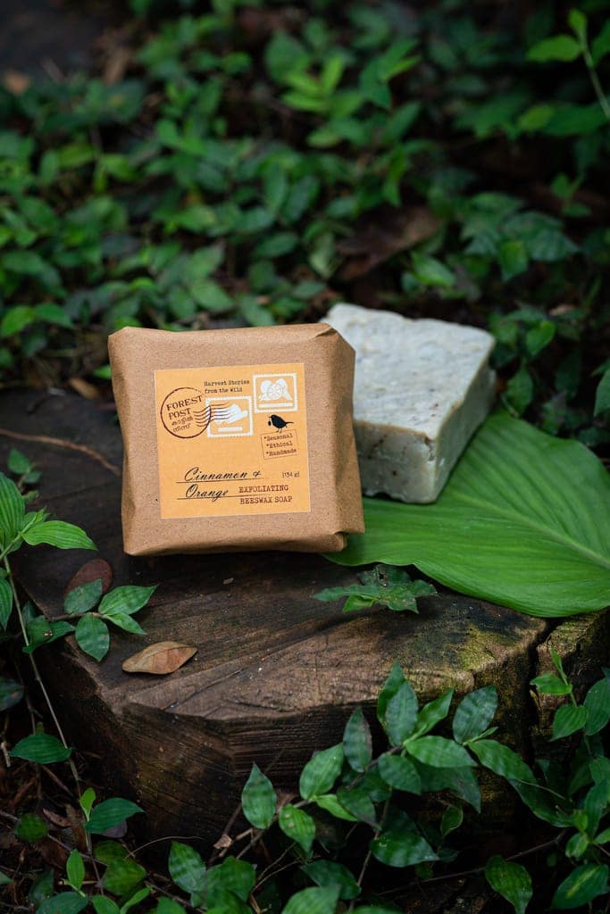 Beeswax Handmade Cinnamon Orange Exfoliating Soap 134 gram (1TORSOPTN00271) view 2