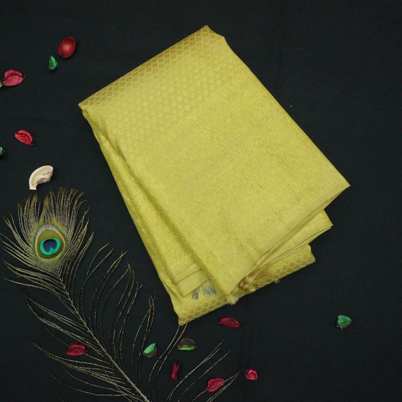 Exclusive Bridal Kanjivaram Silk Saree - Luxurious Collections view 2