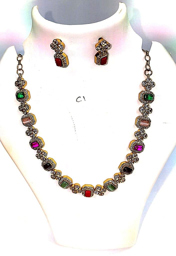 Gold-plated Kundan and Meenakari Necklace Set with Earrings