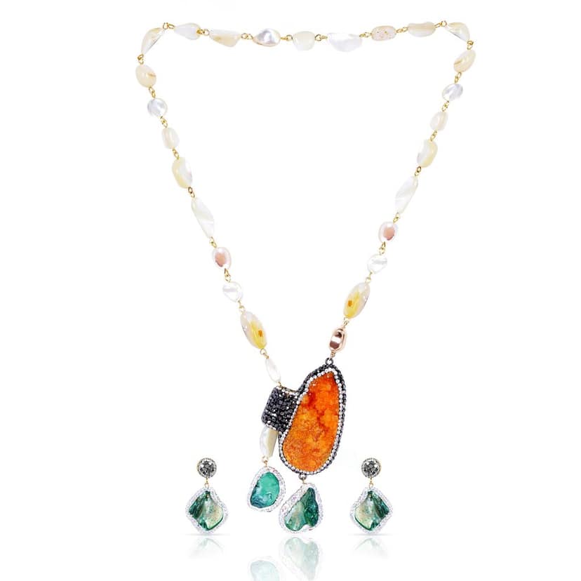 Artificial Gold Chain Pendant with Earrings