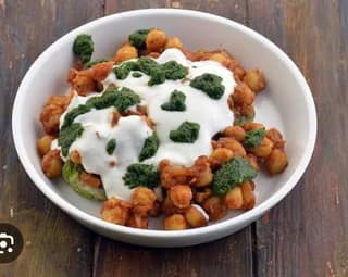 Chole tikki chaat [2 pieces]