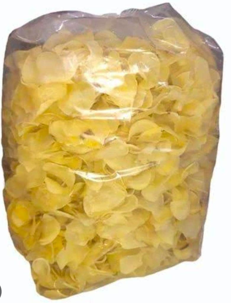 Dry potato chips view 2