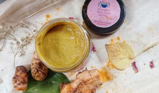 Glownest By Grownest Clay Masks Turmeric & Seabuckthorn Detan Mask, 100 gm