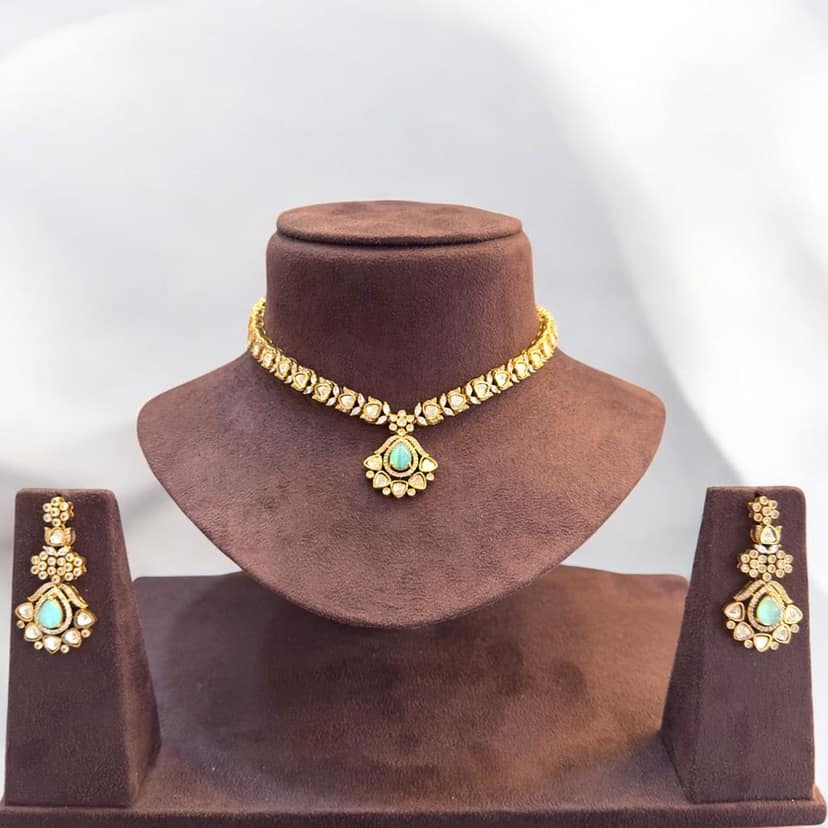 Mythic Emerald Choker Set By Dia Art Jewels view 2