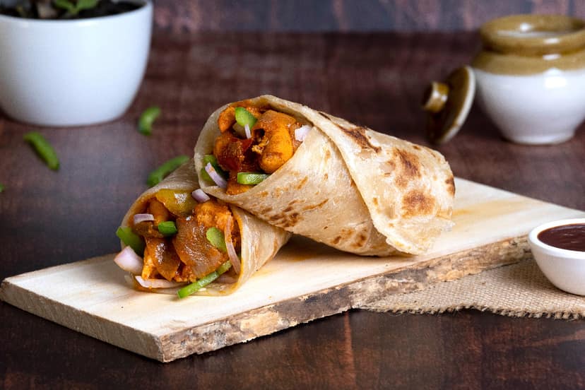 Schezwan chicken wheat roll