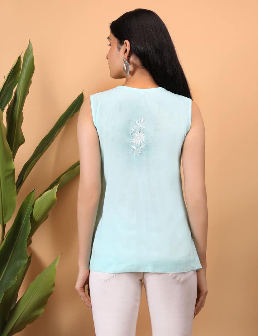 Shwet Women Purple Chikankari Sleevless Yoke Top view 2