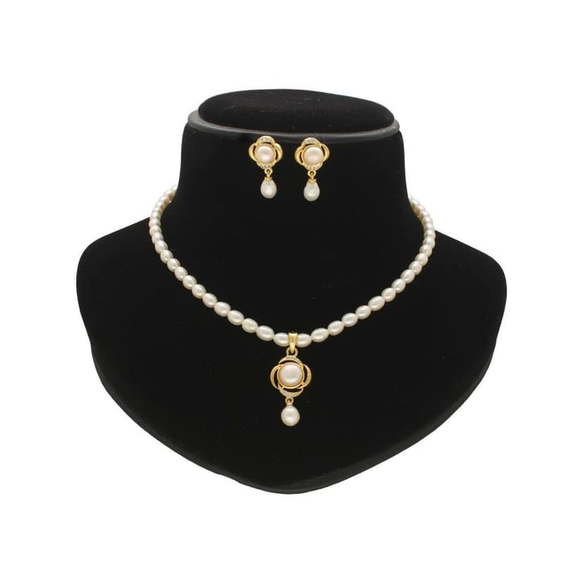 Sri Jagdamba Pearls Gleaming Pearl Necklace Set view 2