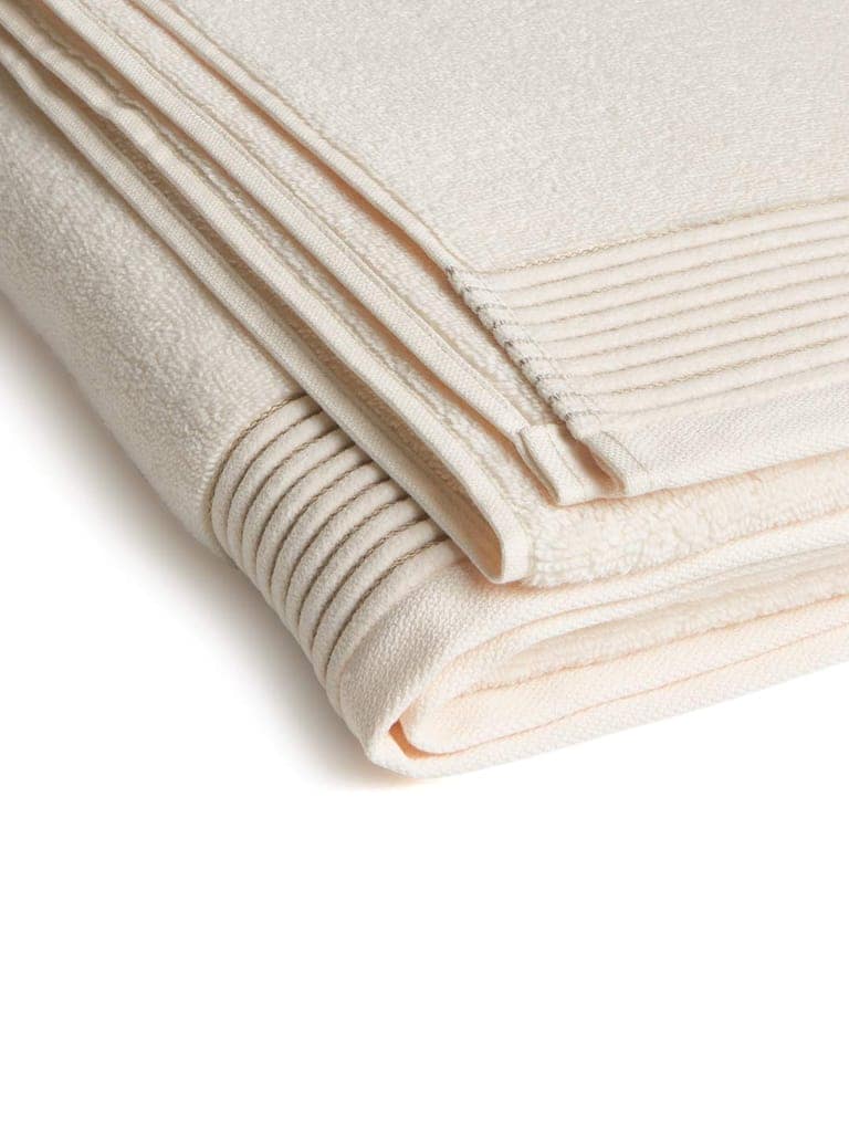 DDECOR - Platina Collection 100% Cotton Bomboo Plains And Textures Pattern 520TC Bath Towel |75 CM X 150 CM| - Beige view 2