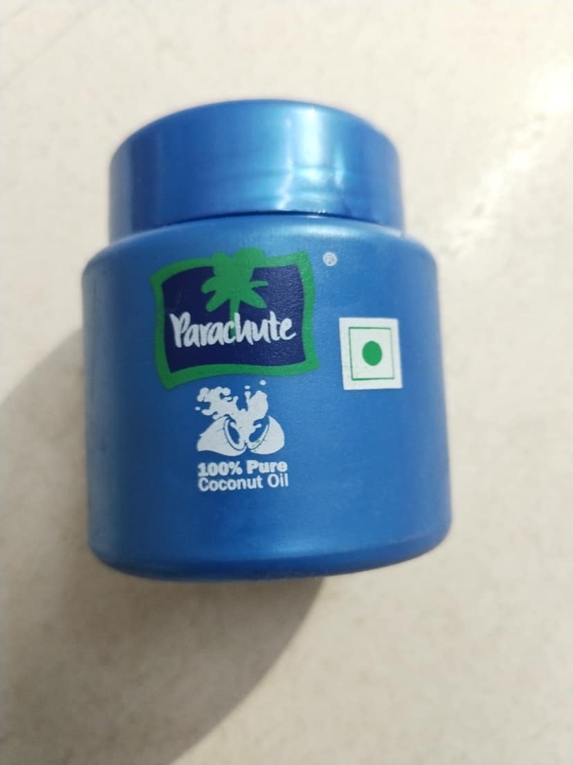 Parachute 100% pure coconut oil