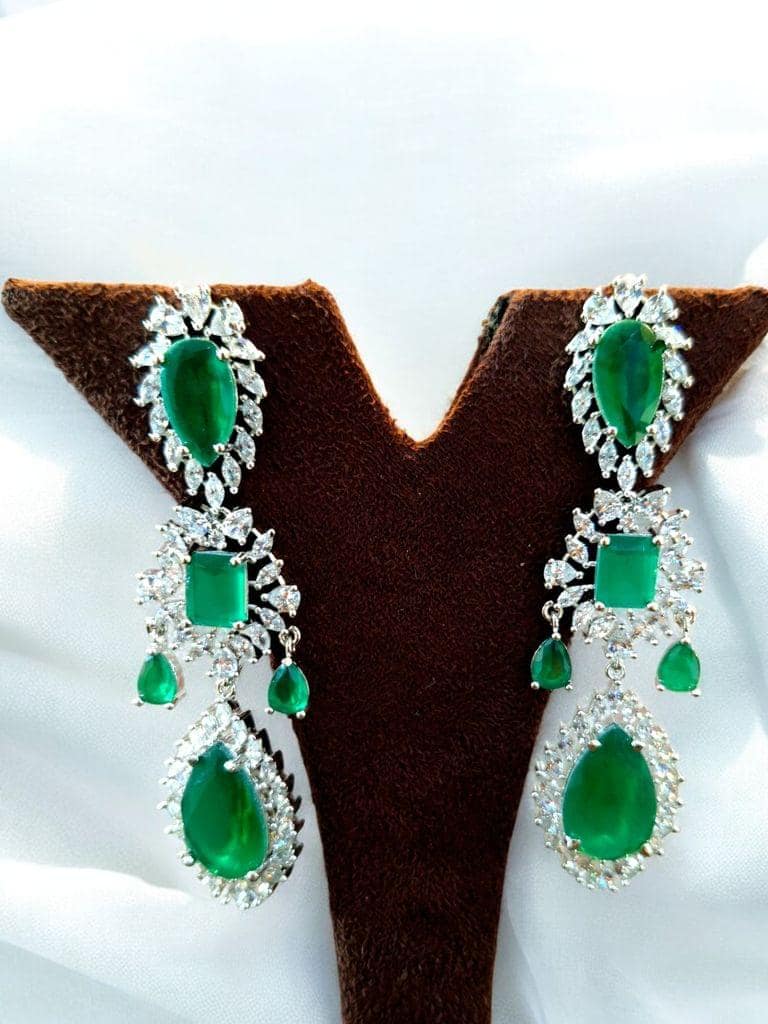 Emerald Godess - The Royal Bride by Dia Art Jewels view 2