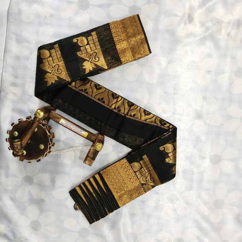Silk Cotton Saree with Blouse view 2