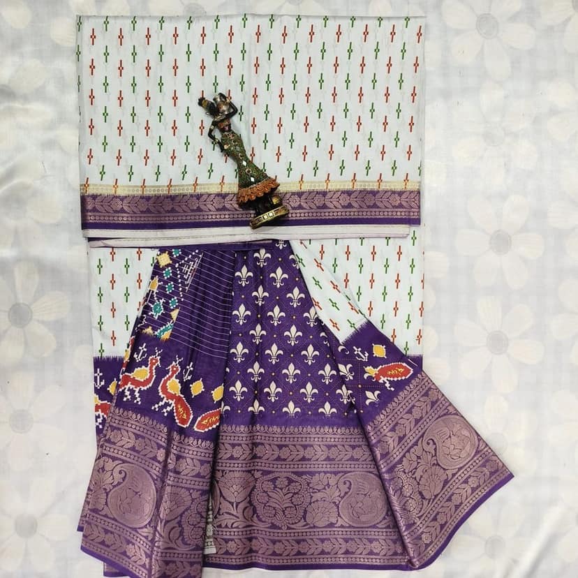 Poochampally Silk Saree with Blous view 2