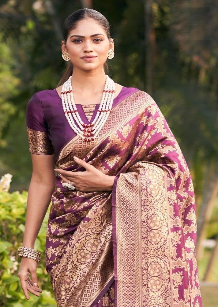 Woven Art Silk Saree in Purple view 2