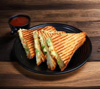 Paneer Pizza Sandwich