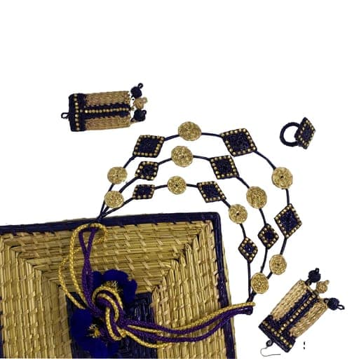 Stylish Traditional Beautiful Fabouelous Necklace For Women and Girls view 2