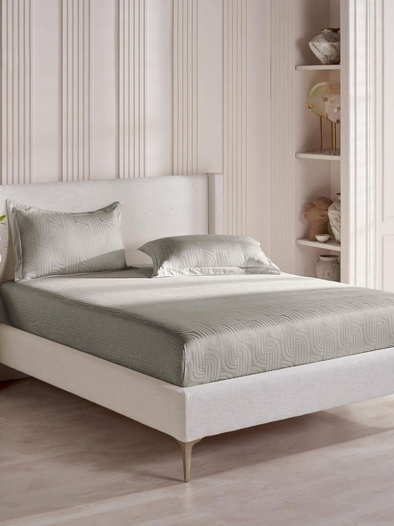 DDECOR - Jacquard Collection 100% Cotton Contemporary Pattern 300TC Super King |274 CM X 274 CM| Grey