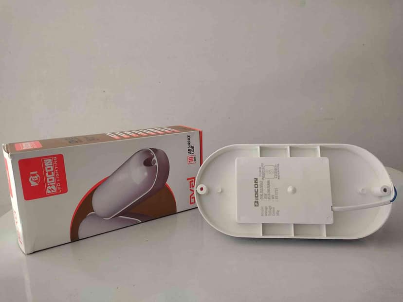 BIOCON OVAL Bulkhead LED Surface Light view 2