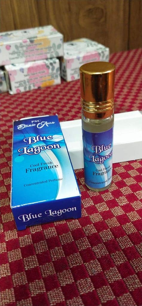 Blue Lagoon Attar Perfume Roll-On - The Best Attar for Women in India view 2