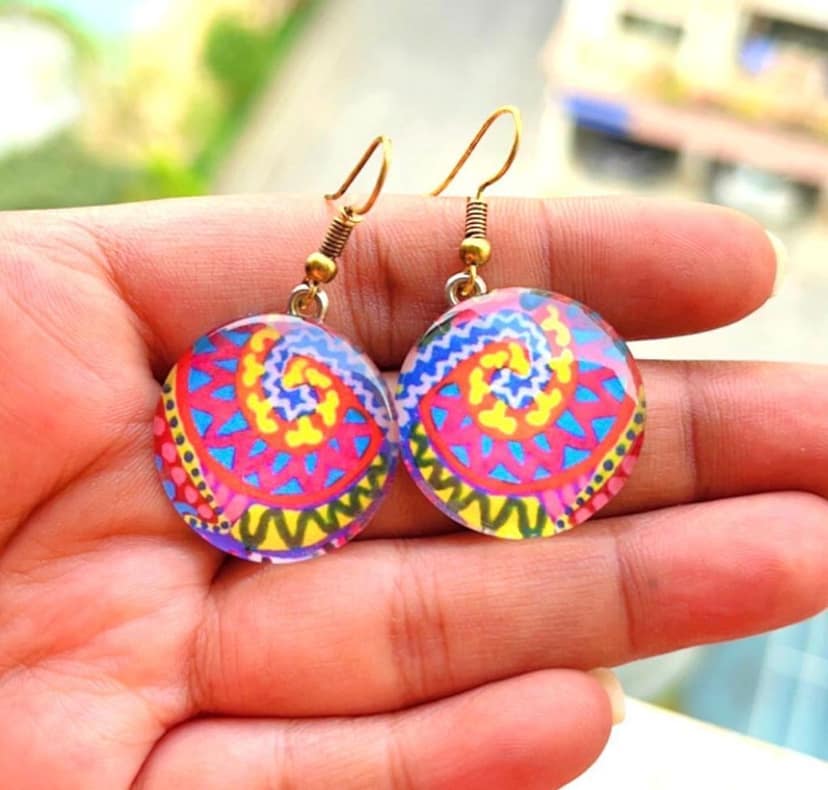 Rainbow-Connections glass Earrings view 2