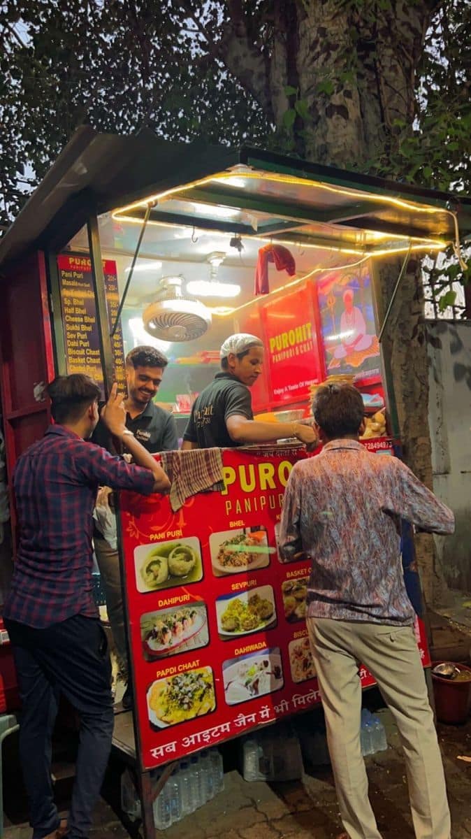 Purohit Panipuri - 4 gm - One serving of Panipuri view 2