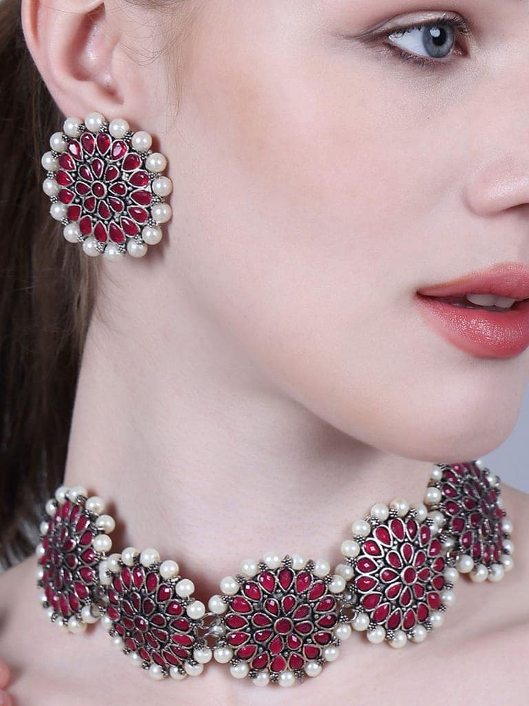 Pujvi Fashions oxidised Maroon Kundan With White Moti Choker necklace set view 2