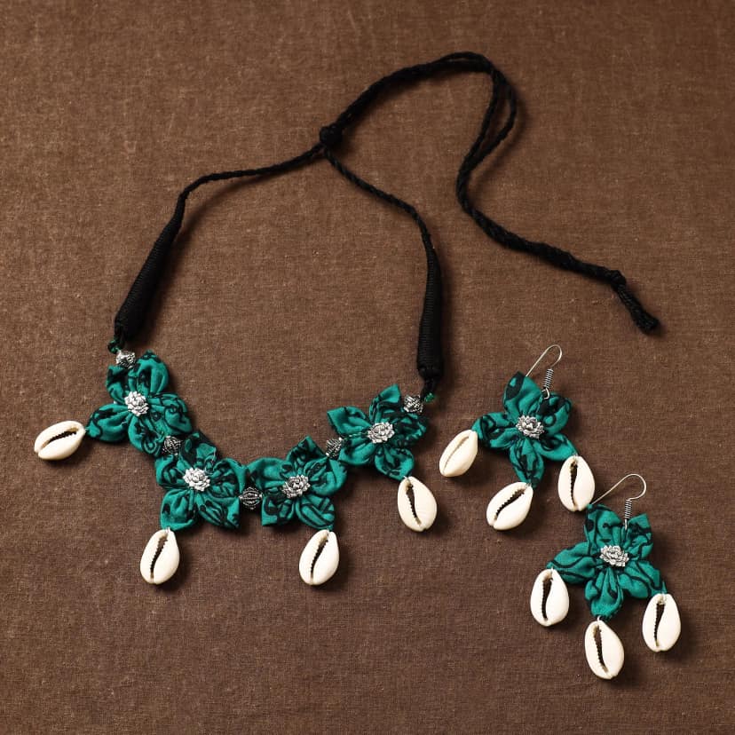 Green - Fabart Phool Kali Shell Choker Necklace Set 01 view 2