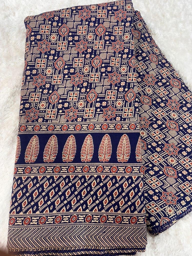 SEMI AJRAK PRINT WITH DAMAN