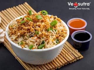Burnt garlic fried rice