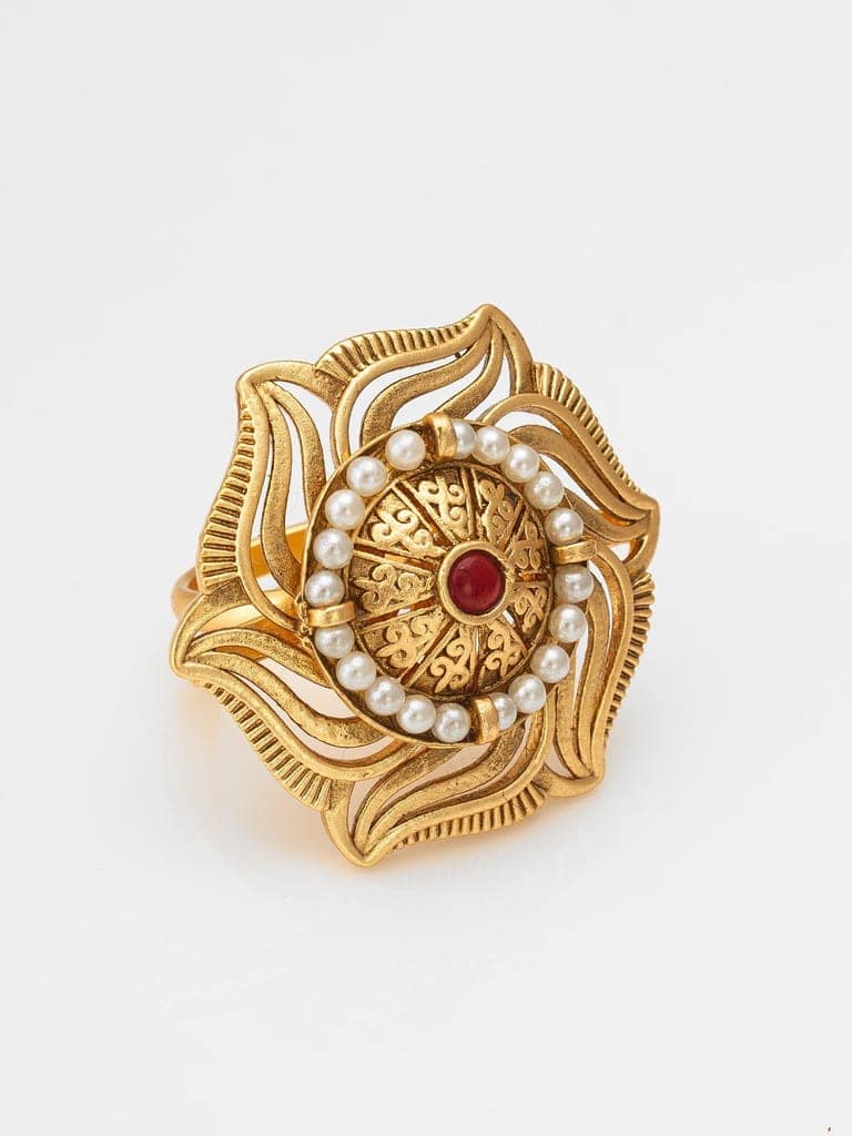 Morison Classic Solitaire Gold Ring Timeless Elegance view 2