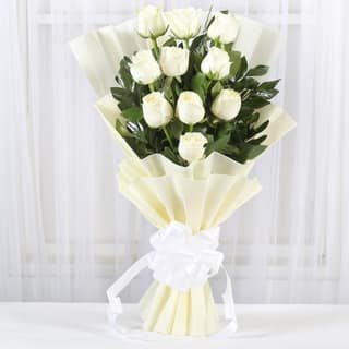 Pristine White Roses Bunch