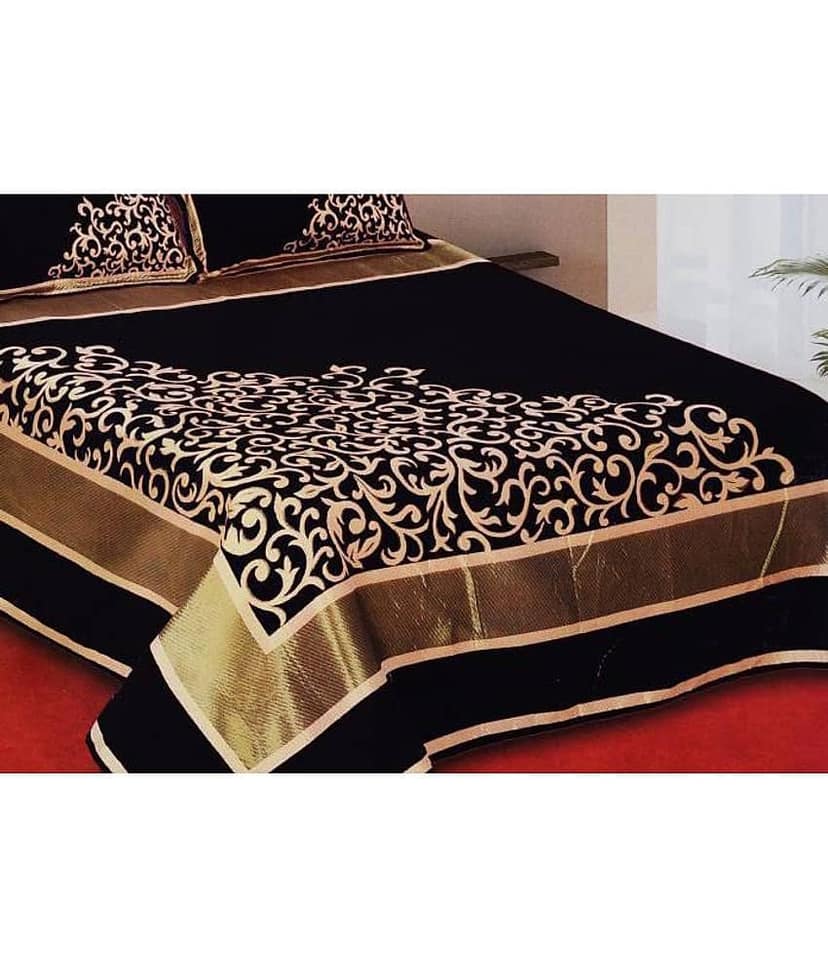 Handloomhub Chenille Double Bedsheet with 2 Pillow Covers view 2