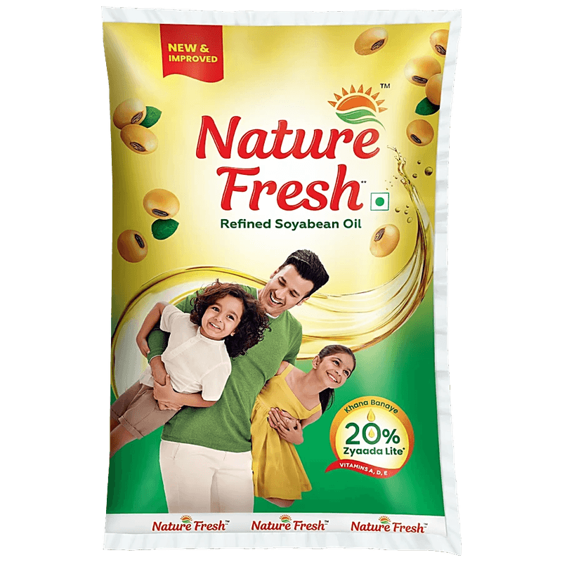 Nature Fresh Refined Soyabean Oil, 1 L Pouch view 2