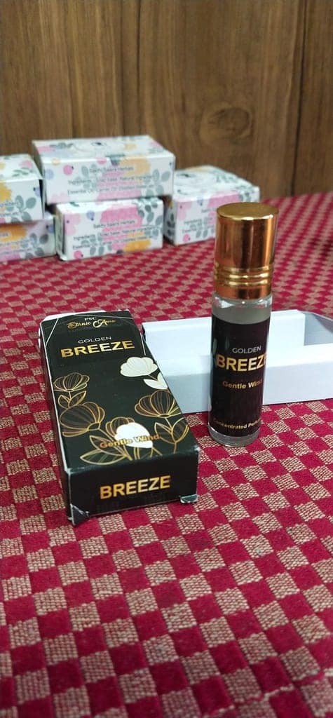 Golden Breeze Attar Perfume Roll-On: Luxurious Fragrance for Men and Women view 2