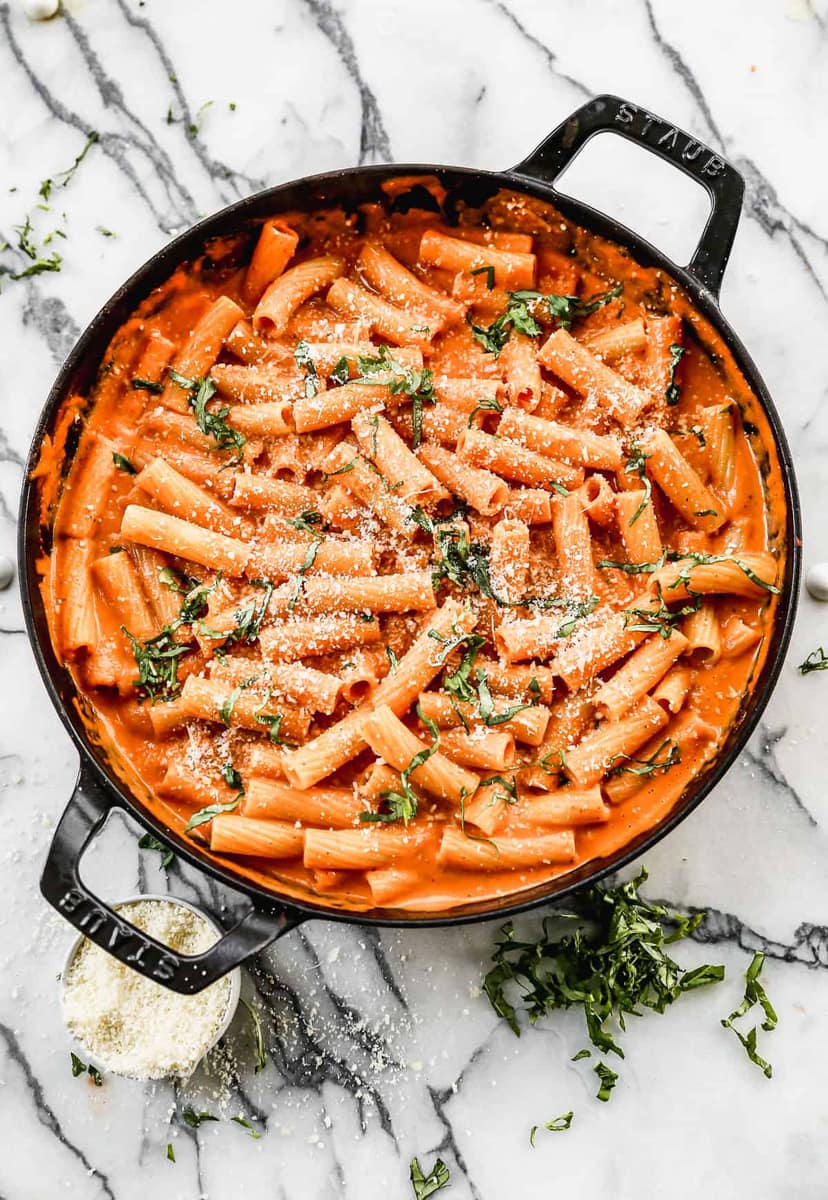 Mix sauce Pasta