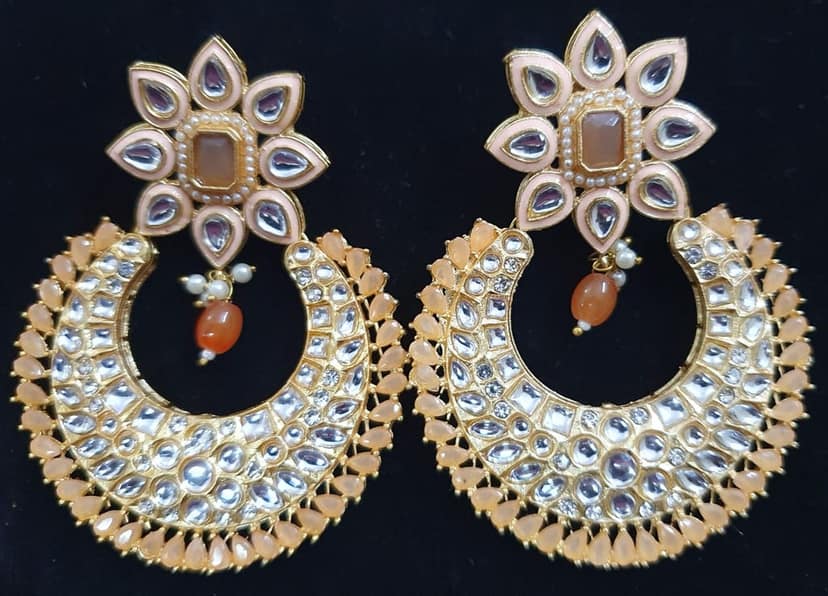 Kundan Beautiful Partywear Earrings view 2