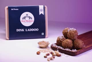 Desi Mitahara's 's Dink (Gond) Laddoo - Gond, Jaggery & Cow Ghee - Traditional Indian Sweet - Healthy, Nutritious Snack - 480g Pack - No Artificial Colours - Suitable for All Ages - Purely Home Made