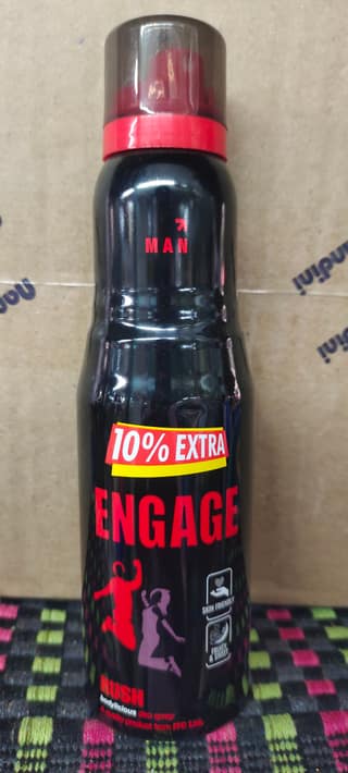 Engage rush men's spray