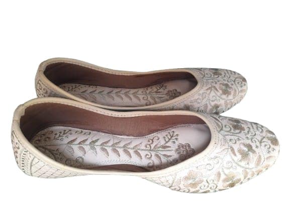 Embroidered Cream Khussa Shoes - Traditional Pakistani & Indian Footwear view 2