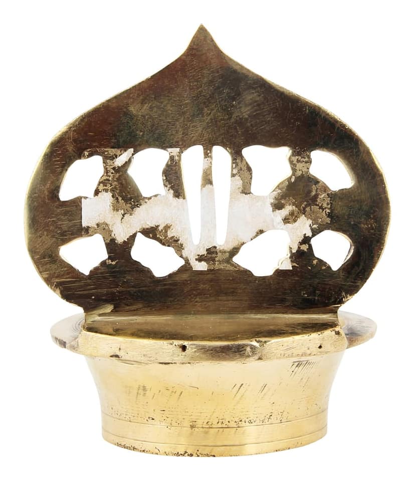 Poompuhar Brass vishnu Deepam (9 cm) view 2