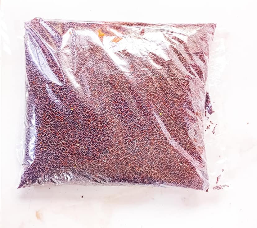 Mustard seeds view 2