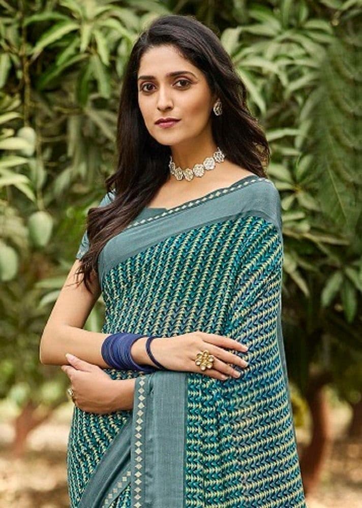 Multicolor Color Georgette Saree With Fancy Border And Blouse Piece view 2