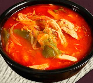 Kimchi Jjigae Chicken