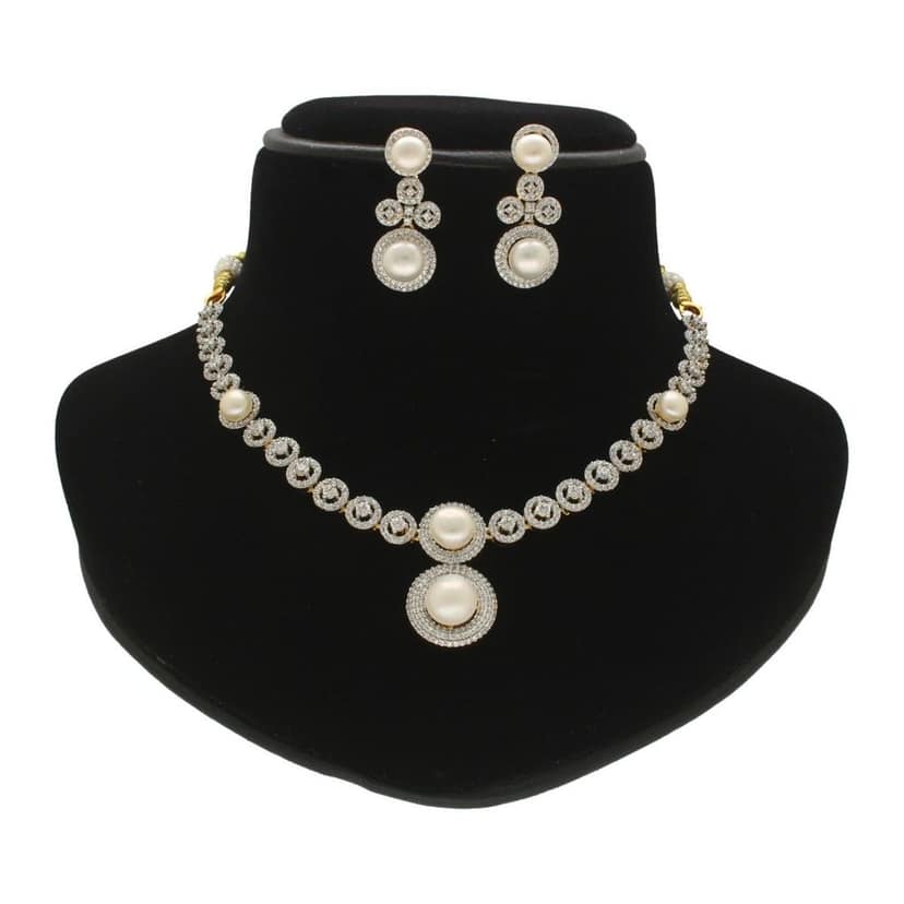 Whirling Glory Pearl Necklace Set view 2