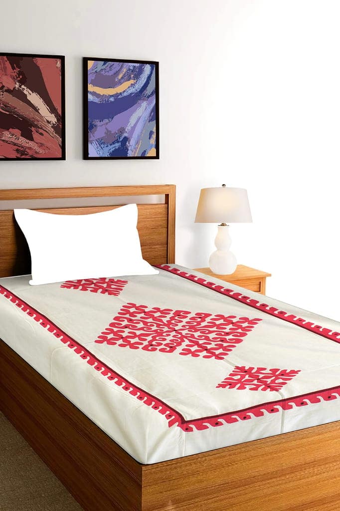Garvi Gurjari (A Gujarat Govt Enterprise) Off-White Applique Work Single Bedcover (GGCAWSB05) view 2