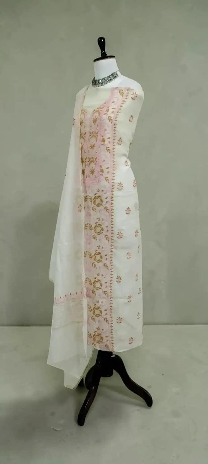 Lucknow Chikankari Mul Cotton Dress Material with Hand Embroidery view 2