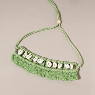 Green Thread & Seashell Handmade Macrame Choker