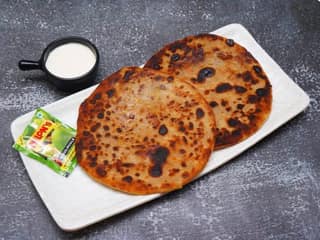 2 aloo paratha (tandoor) + curd + pickle