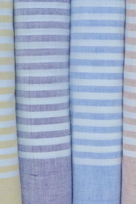 APCO Handloom (A Andhra Pradesh Govt Emporium)- Pure Handloom Chengai Cotton Towels | CTL0015 (Set of 4) view 2
