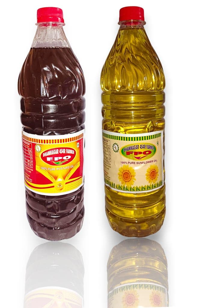 Combo pack of mustard oil and sunflower oil.